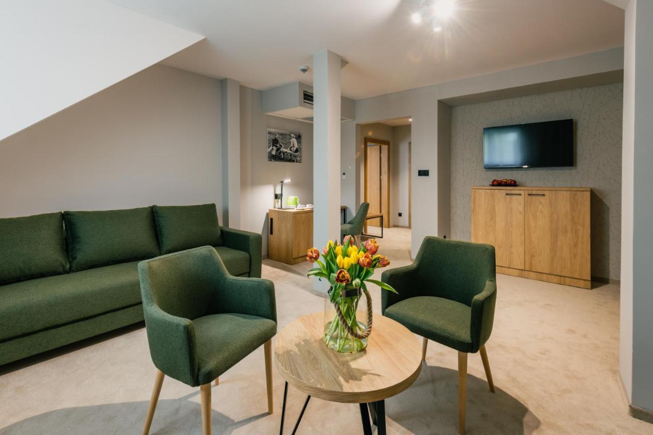 Country Club Zywiec Hotel Spa I Domki Caloroczne Εξωτερικό φωτογραφία