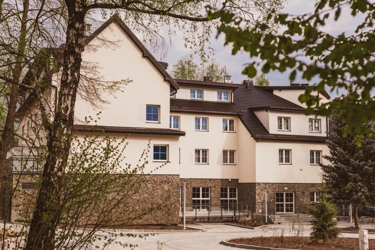 Country Club Zywiec Hotel Spa I Domki Caloroczne Εξωτερικό φωτογραφία
